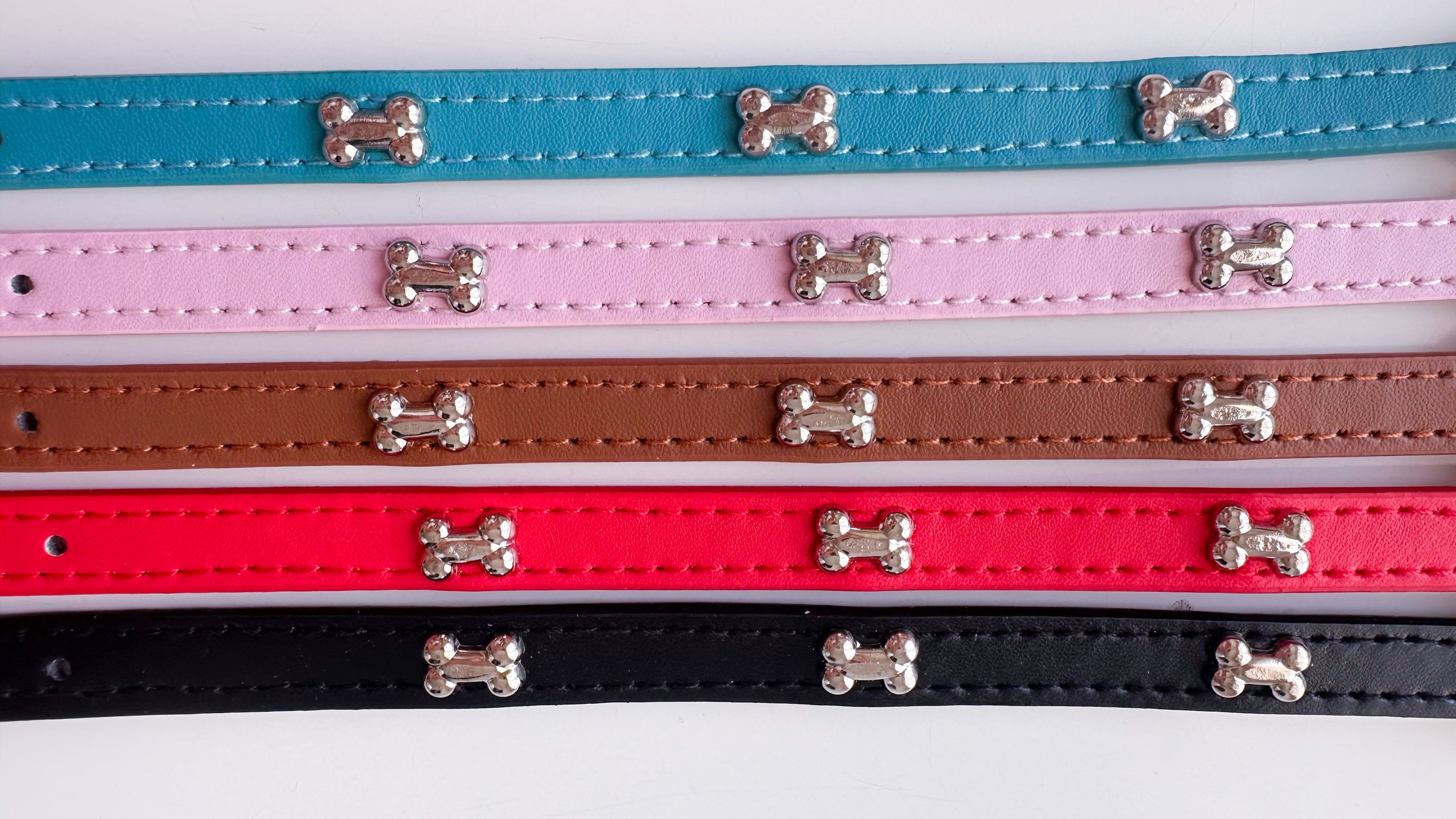 Collar con huesitos
